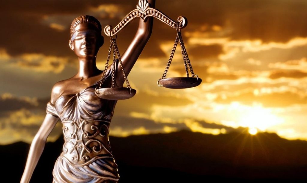 Para Mayor Compensación Consulte con los Abogados de Contratos de Compensación Laboral Cercas de Mí en Lynwood California